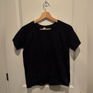 The Gym People Black Tee (L/XL)